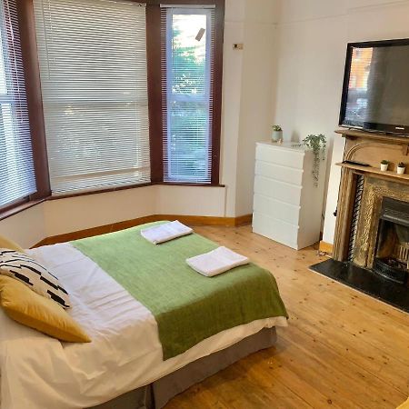 Balham, South London Spacious Guest House 1, 6 Rooms Available Extérieur photo
