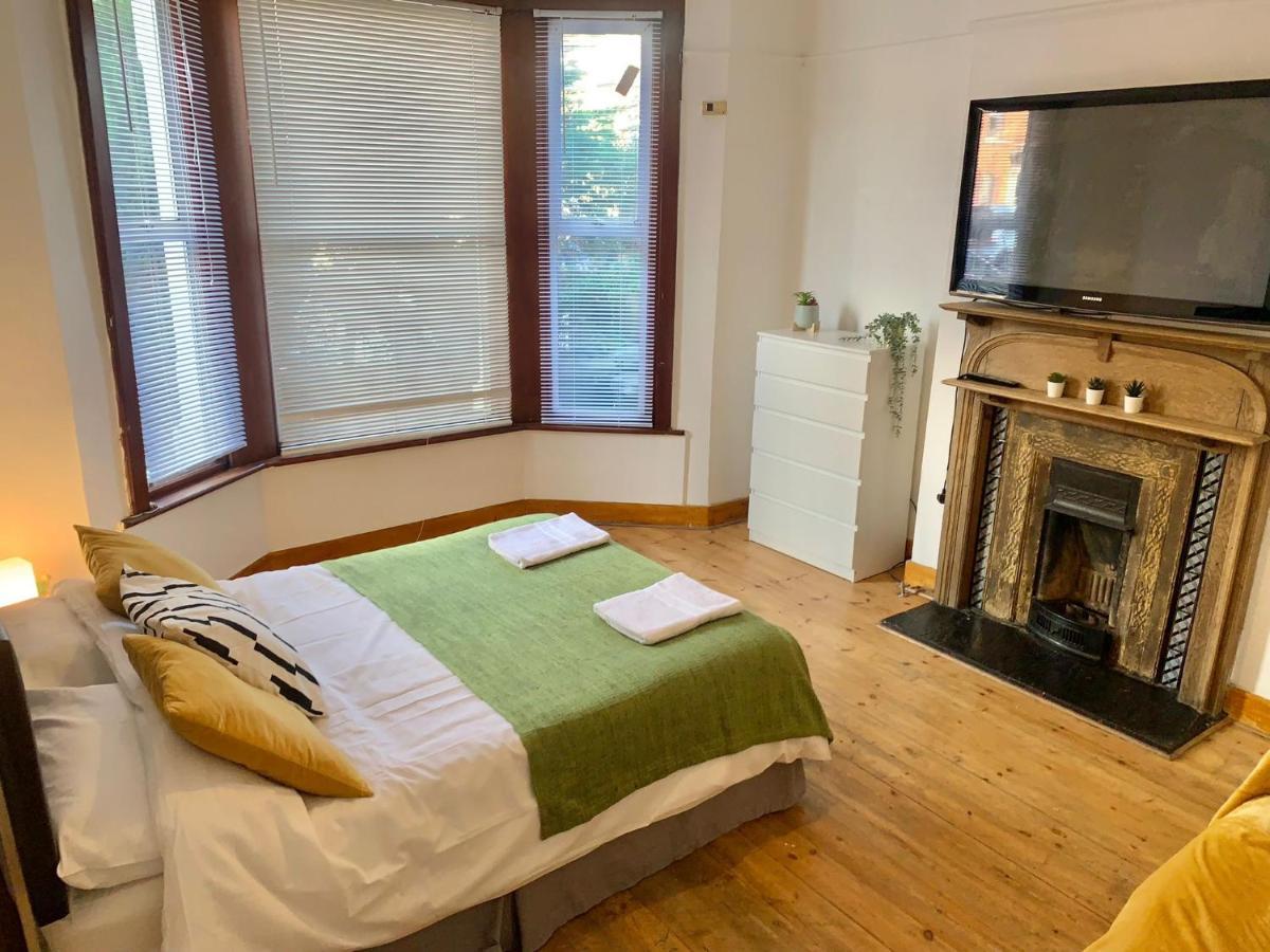 Balham, South London Spacious Guest House 1, 6 Rooms Available Extérieur photo