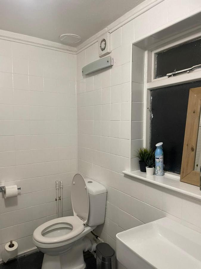 Balham, South London Spacious Guest House 1, 6 Rooms Available Extérieur photo