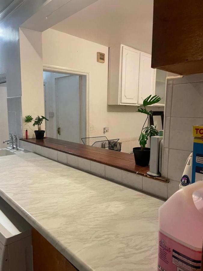 Balham, South London Spacious Guest House 1, 6 Rooms Available Extérieur photo
